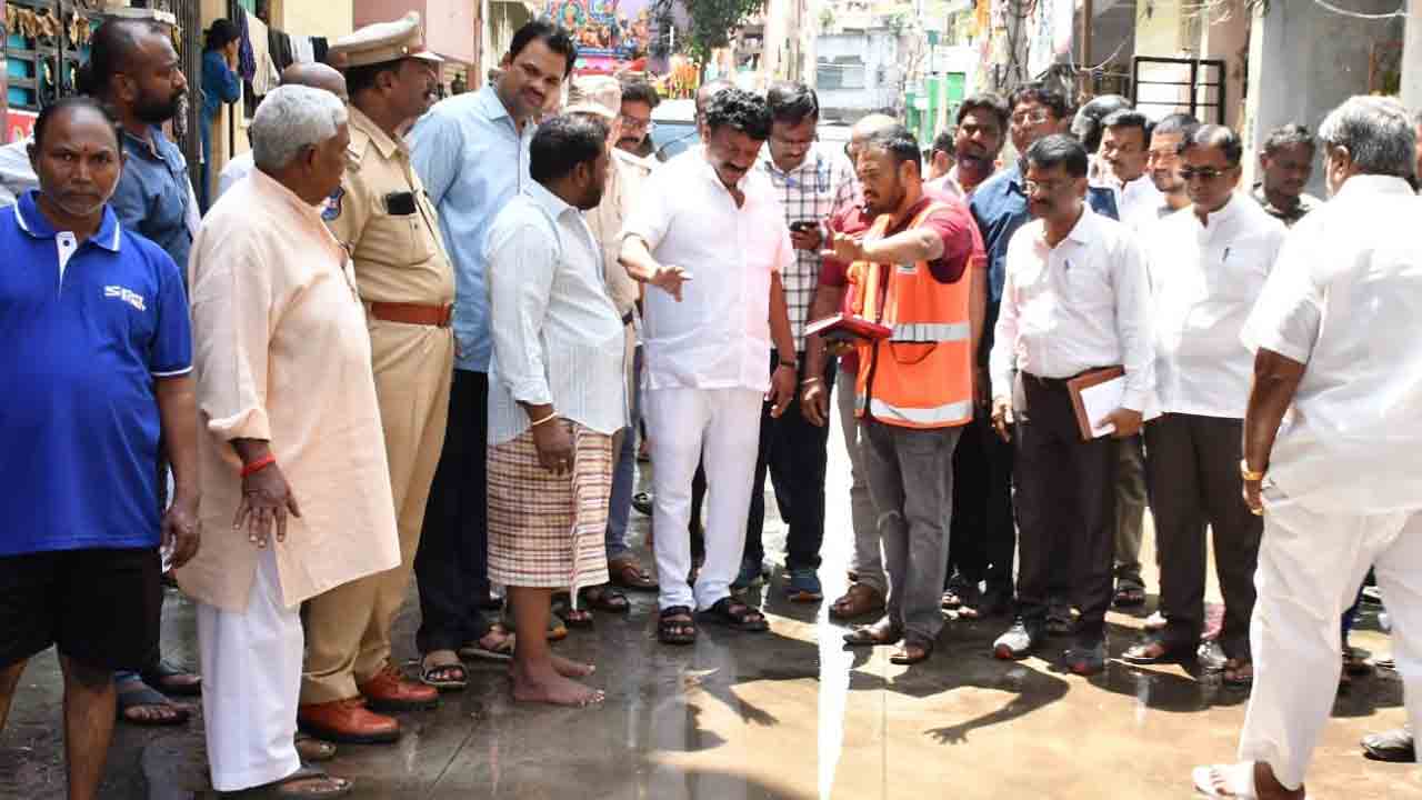 MLA Talasani | ప్రభుత్వ నిర్లక్ష్యంతో  ఇబ్బంది పడుతున్న ప్రజలు : ఎమ్మెల్యే తలసాని