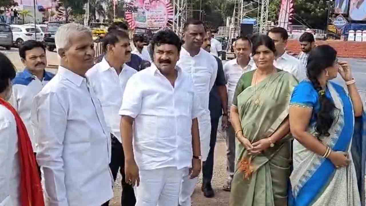 Talasani | బతుకమ్మ విశిష్టతను విశ్వవ్యాప్తం చేసిన ఘనత కేసీఆర్ కే దక్కుతుంది : మాజీ మంత్రి తలసాని