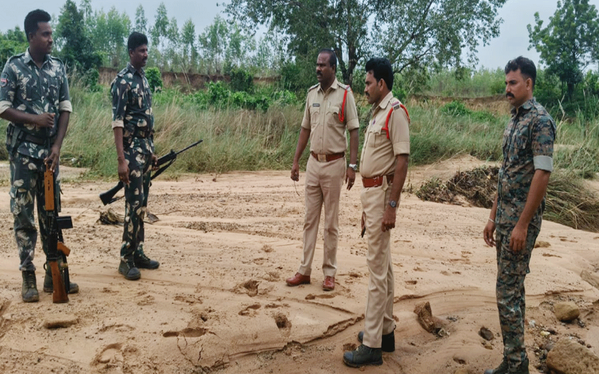 Tekulapally : ఇసుక అక్రమ రవాణా చేస్తే కఠిన చర్యలు : సీఐ స‌త్య‌నారాయ‌ణ‌