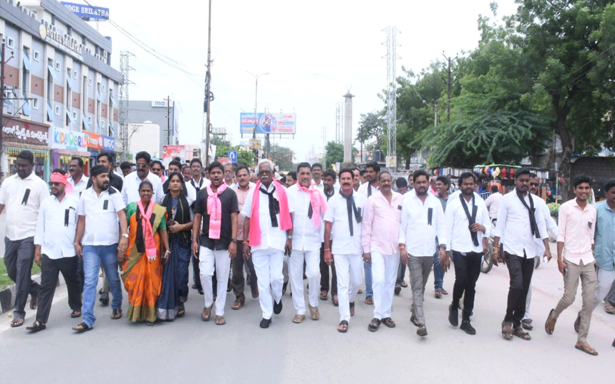 Miryalaguda : ప్ర‌భుత్వ తీరుపై మిర్యాలగూడలో భగ్గుమన్న బీఆర్ఎస్ శ్రేణులు