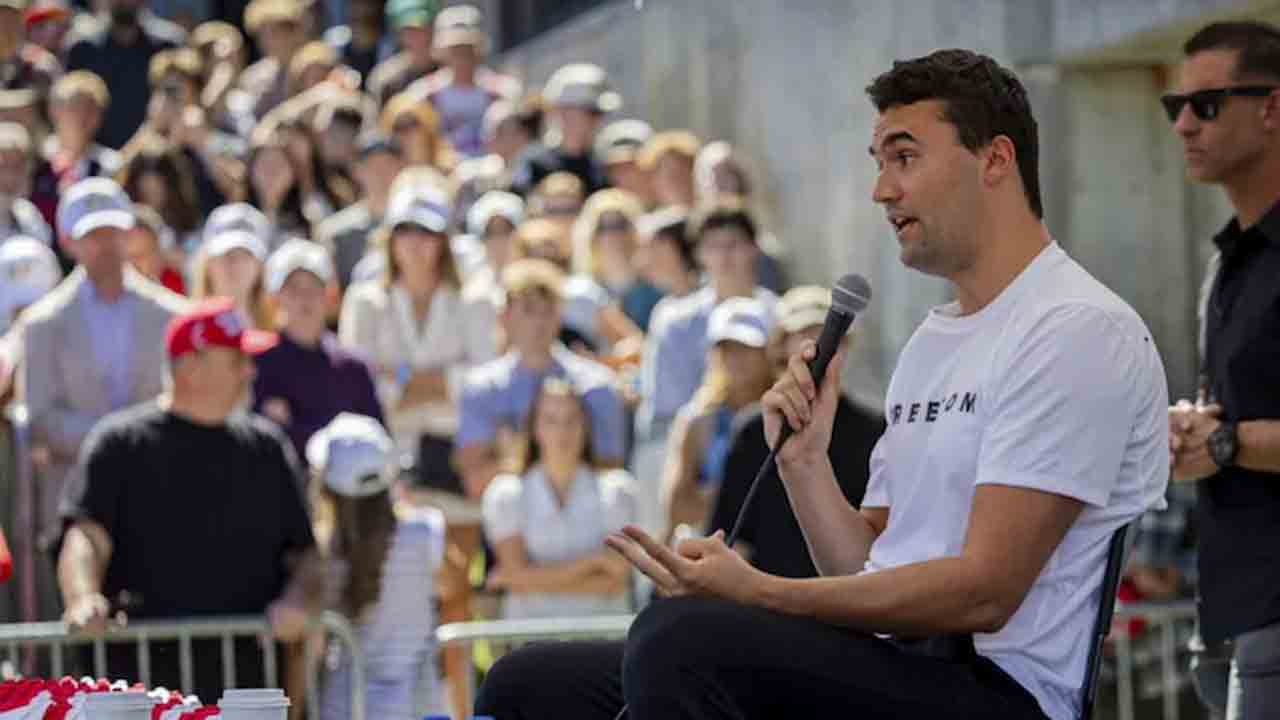 Charlie Kirk | డొనాల్డ్ ట్రంప్ సన్నిహితుడు చార్లీ కిర్క్ దారుణ హత్య.. వీడియో