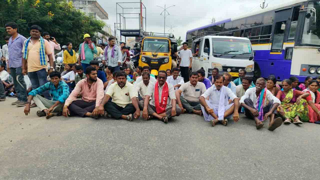 Urea | రైతులకు సరిపడా యూరియా వెంటనే సరఫరా చేయాలి : అన్నవరపు సత్యనారాయణ