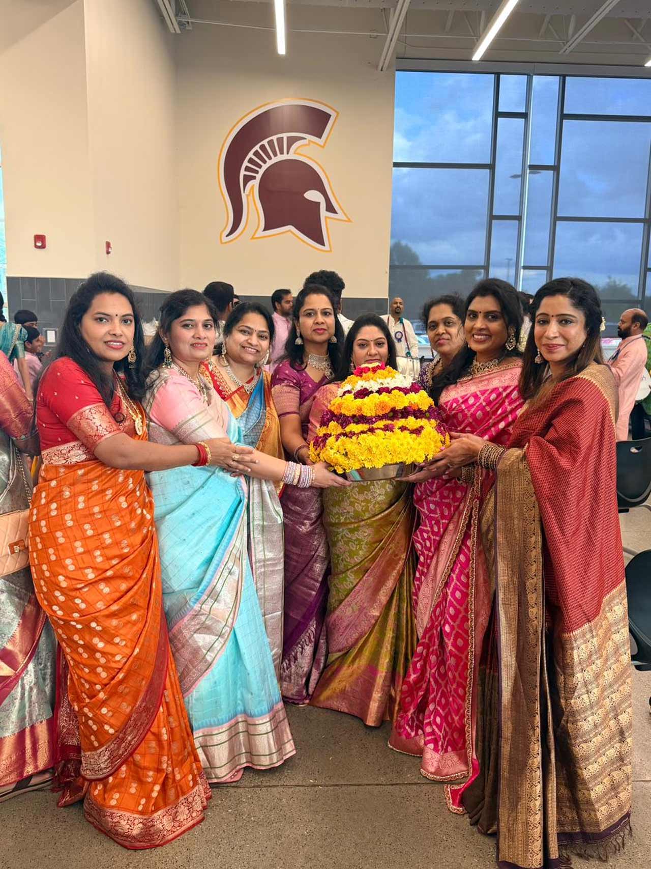 అమెరికాలోని చార్లెట్‌ నగరంలో ఘనంగా బతుకమ్మ పండుగ