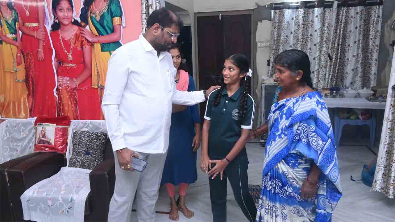 Vaddiraju Ravichandra2