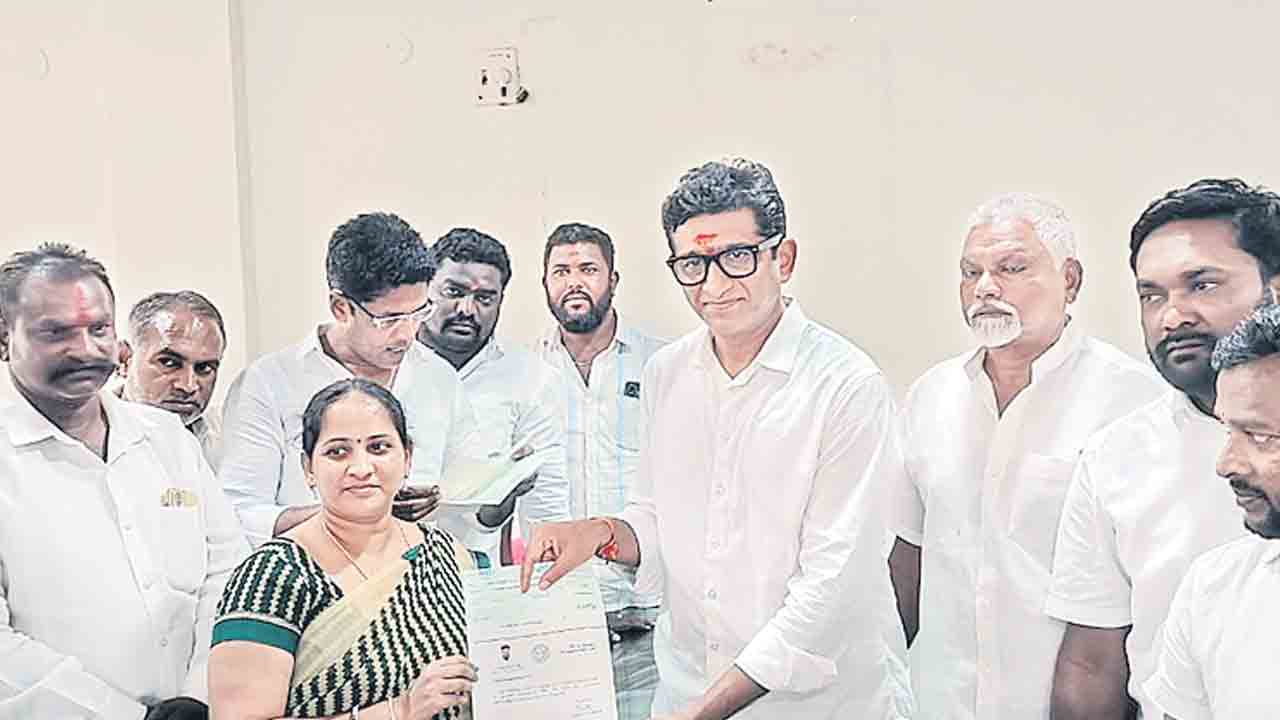 దశ, దిశ లేని కాంగ్రెస్‌ పాలన.. డాక్టర్‌ సంజయ్‌ కల్వకుంట్ల