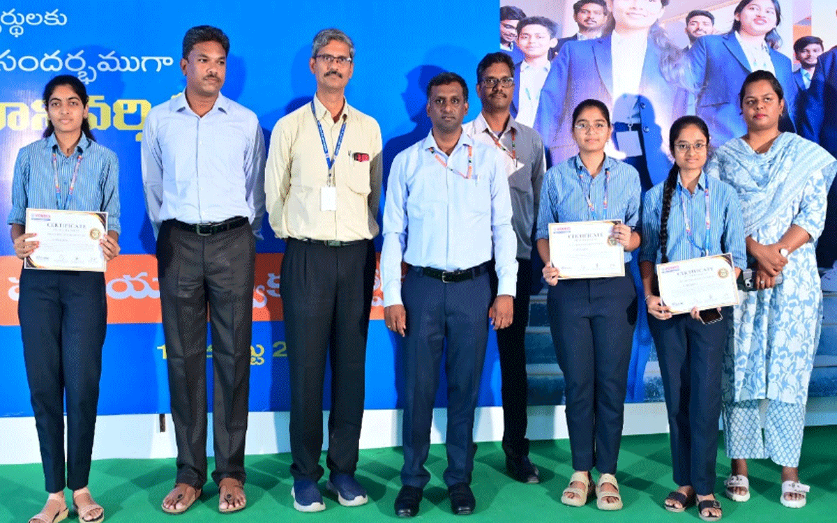 Bhoodan Pochampally : ఇంజినీర్లకు ఉజ్వల భవిష్యత్ : డాక్ట‌ర్ ఎం.సుబ్బారావు