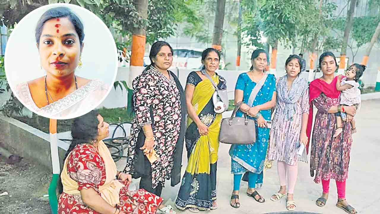 మహిళలకు కుచ్చుటోపి