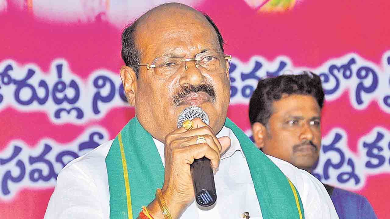 కాంగ్రెస్‌ కుట్రలు పటాపంచలు.. !