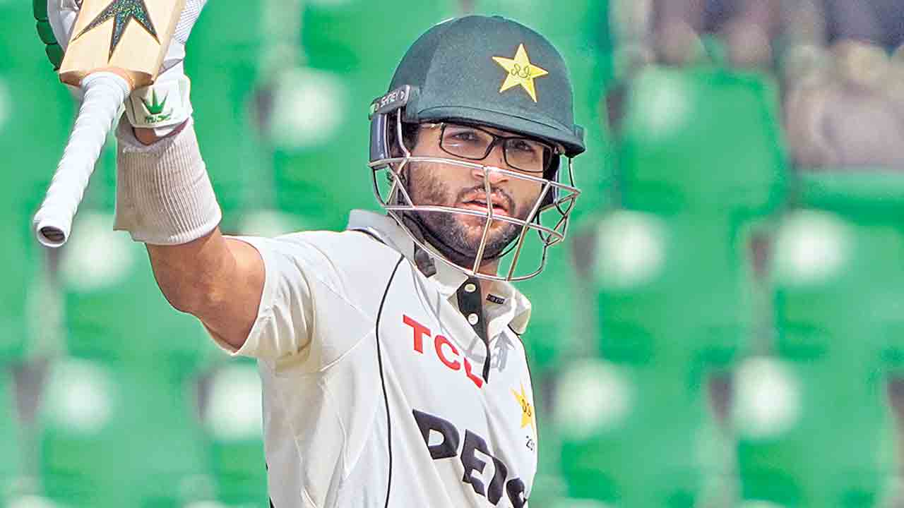 ఇమామ్‌ సెంచరీ మిస్‌