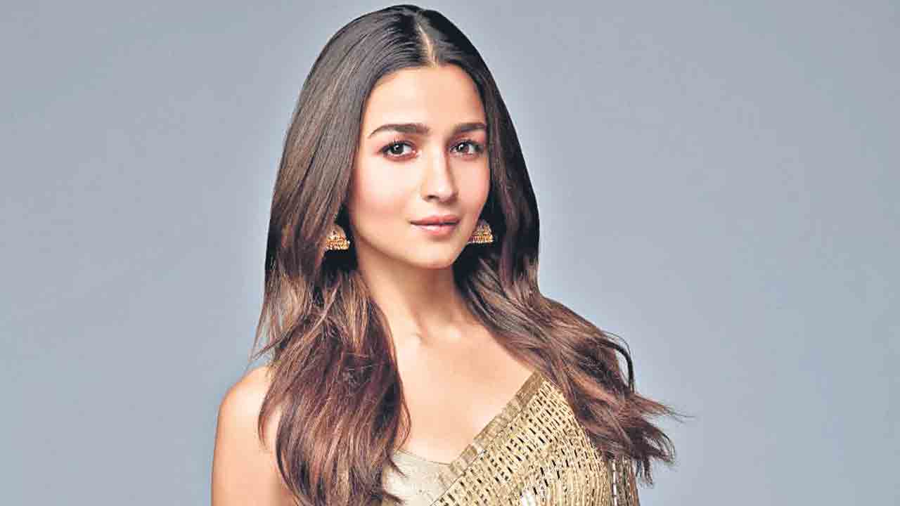 దీపికా స్థానంలో అలియా?