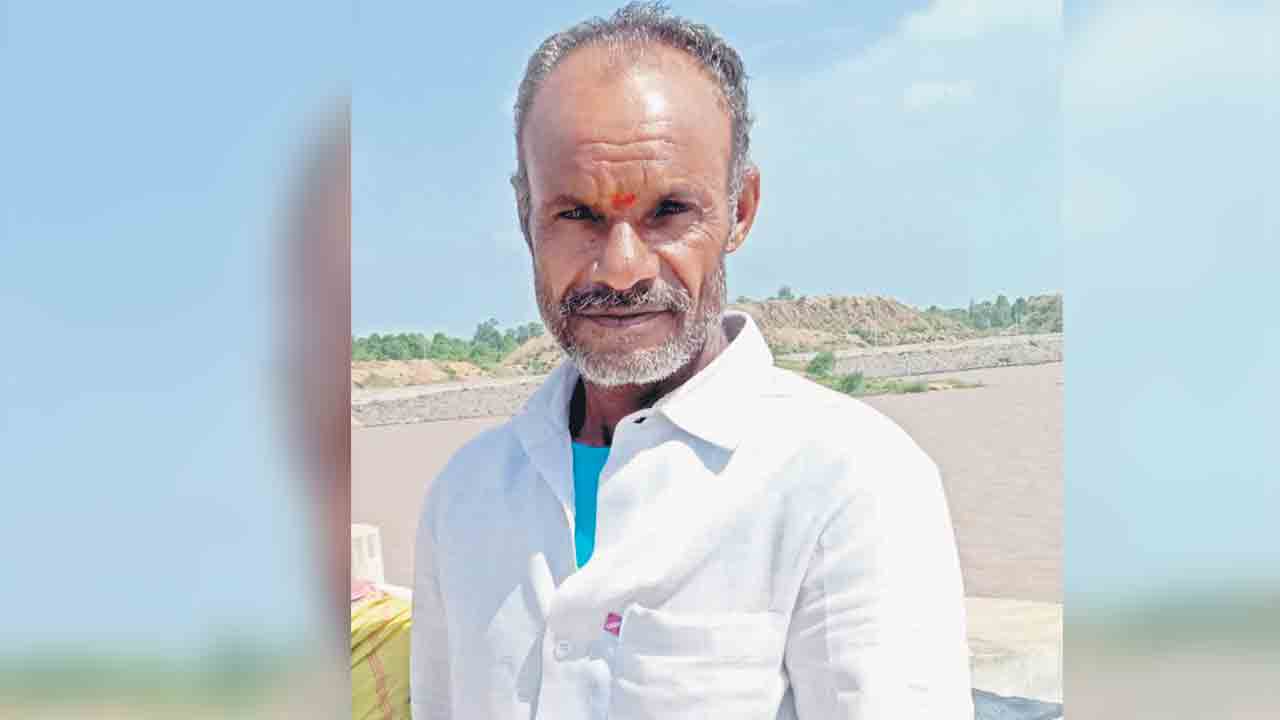 ఆర్థిక ఇబ్బందులతో రైతు ఆత్మహత్య