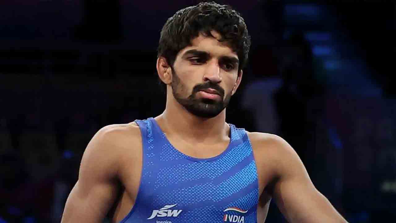 నాపై నిషేధం ఎత్తివేయండి