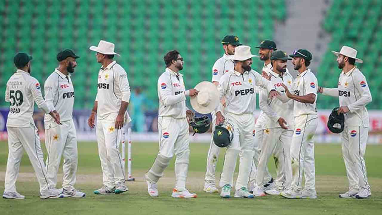 సఫారీల తడబాటు