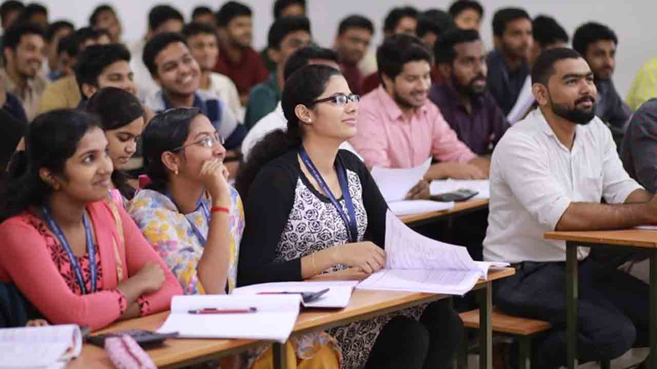 18న గ్రూప్‌ -2 అభ్యర్థులకు నియామకపత్రాలు