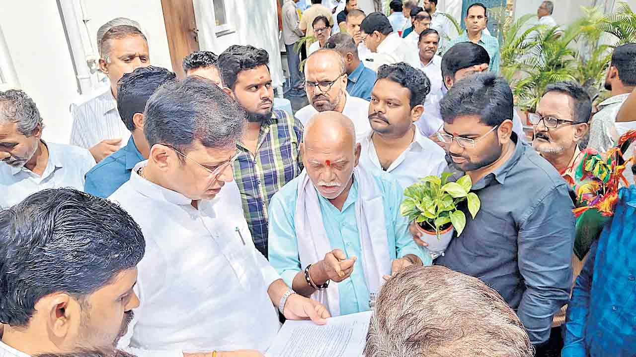 బ్రాహ్మణ సంక్షేమ, ధార్మిక పరిషత్‌లను ఏర్పాటు చేయాలి