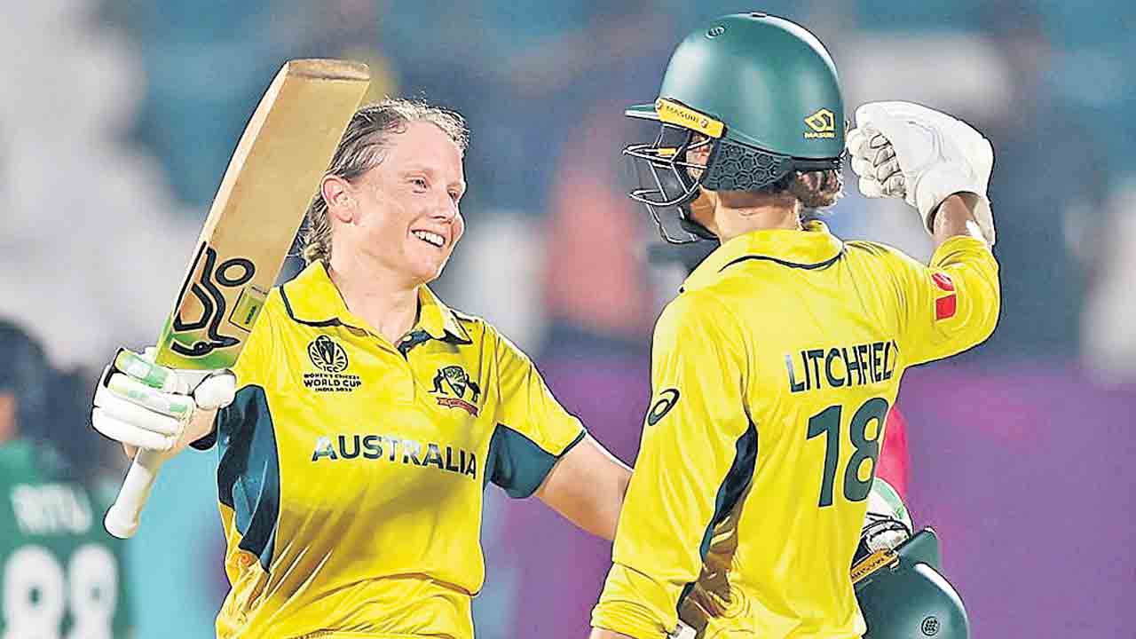 సెమీస్‌కు ఆసీస్‌.. బంగ్లాదేశ్‌పై ఘనవిజయం