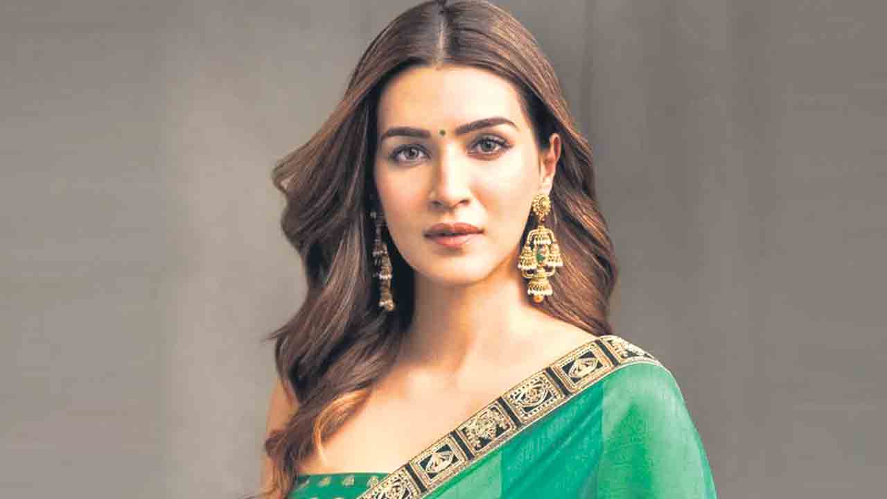 మానవాళి భవిష్యత్తుకు స్త్రీ మూలస్తంభం