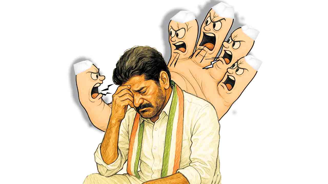 బీసీ మంత్రిపై సర్కారే కక్షగడితే ఎలా?.. సీఎంపై క్యాబినెట్‌ ఫైర్‌