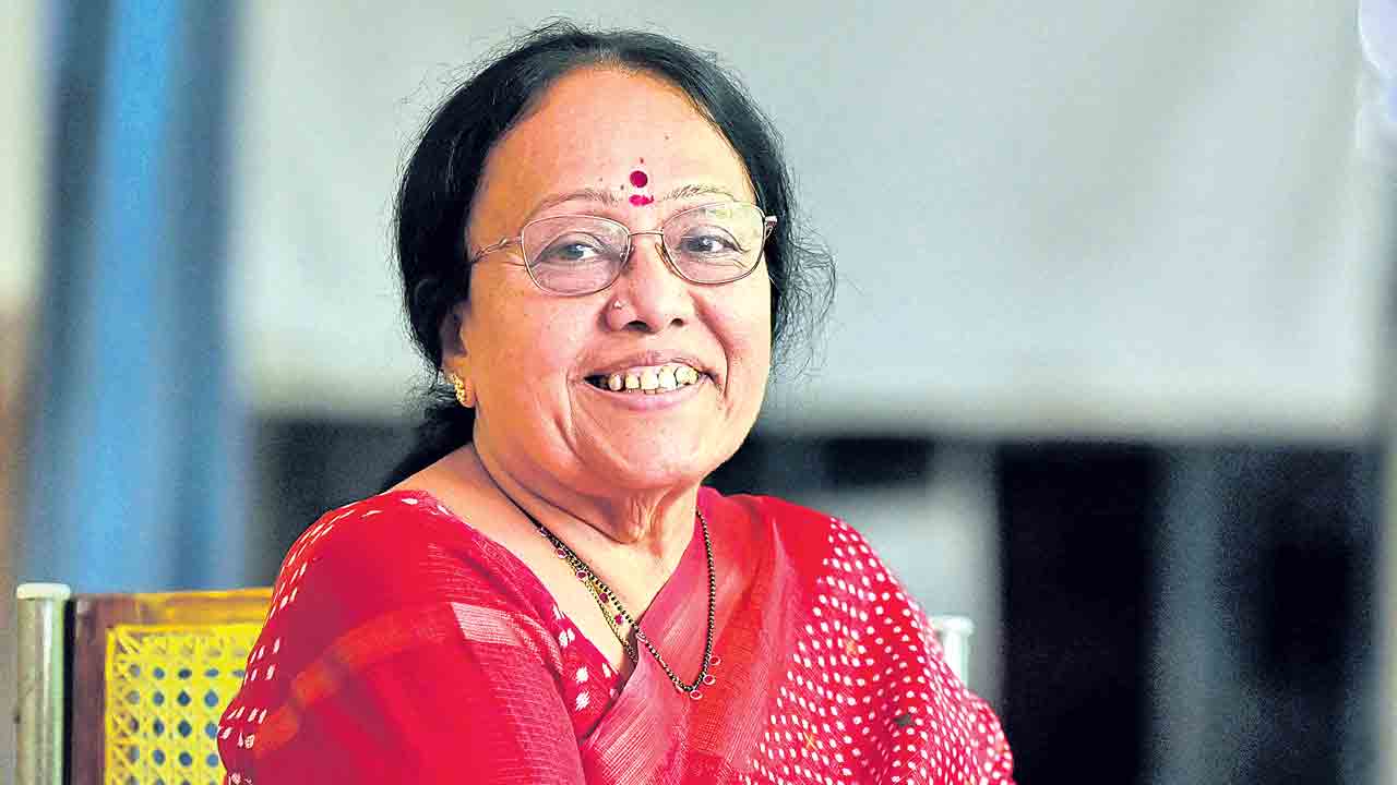 ఆ చేత్తో.. 653 మందికి అంత్యక్రియలు