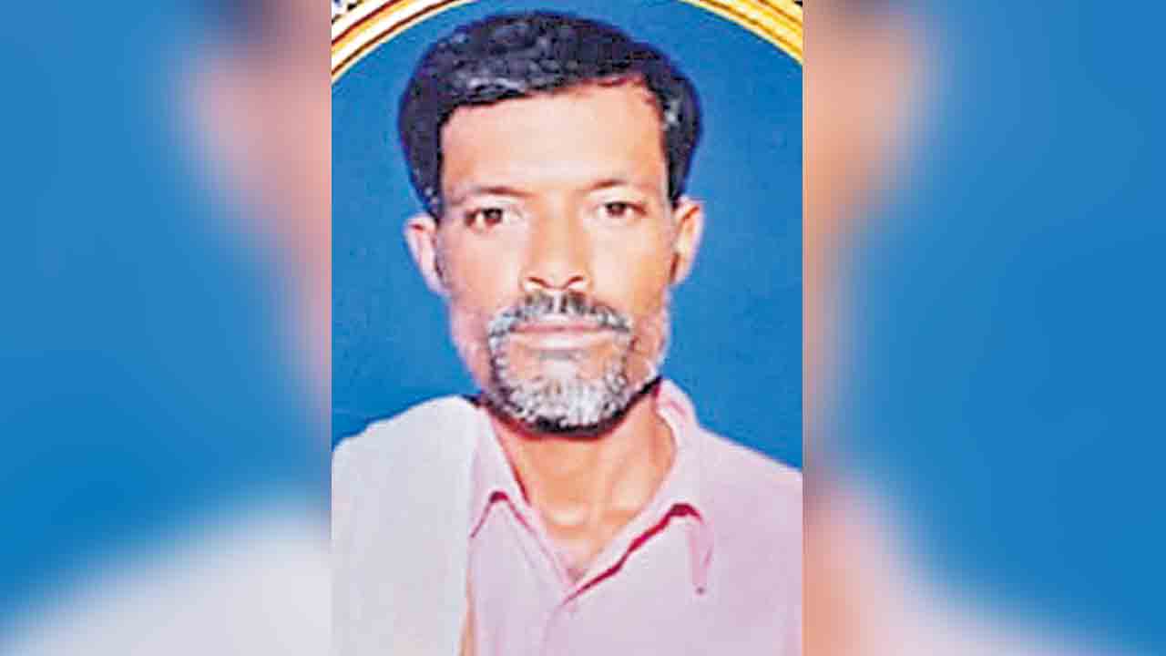 ఏదులలో రైతు ఆత్మహత్య