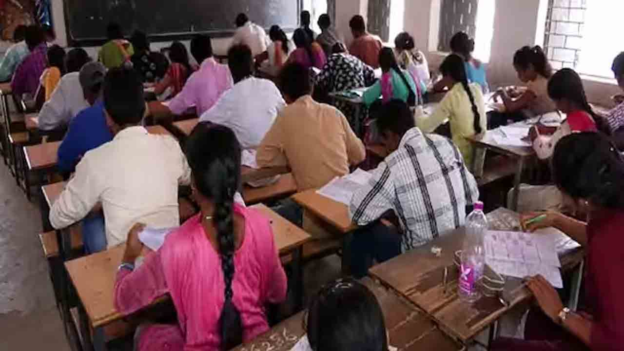 మార్చి మూడో వారంలో ‘పది’ పరీక్షలు