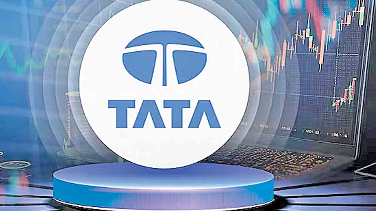 మెహ్లీకి నియోల్ చెక్.. మళ్లీ ముదురుతున్న టాటా ట్రస్ట్స్ విభేదాలు