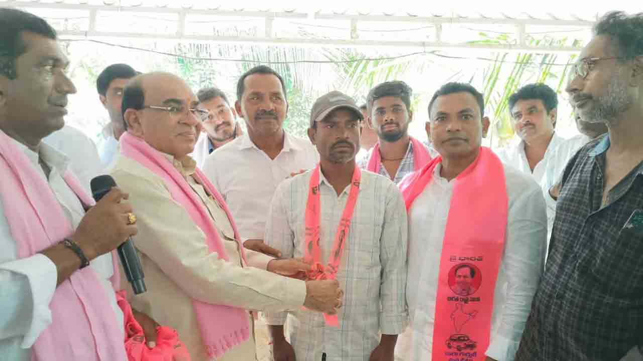 ఎన్నికలకు వెళ్లాలంటే కాంగ్రెస్‌కు దడ