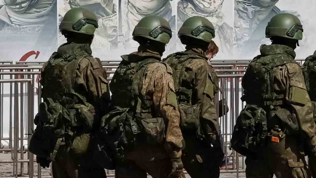 సొంత సైనికులకు రష్యా చిత్రహింసలు?