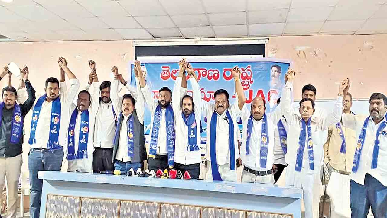 జూబ్లీహిల్స్‌లో 300 మంది మాలల పోటీ