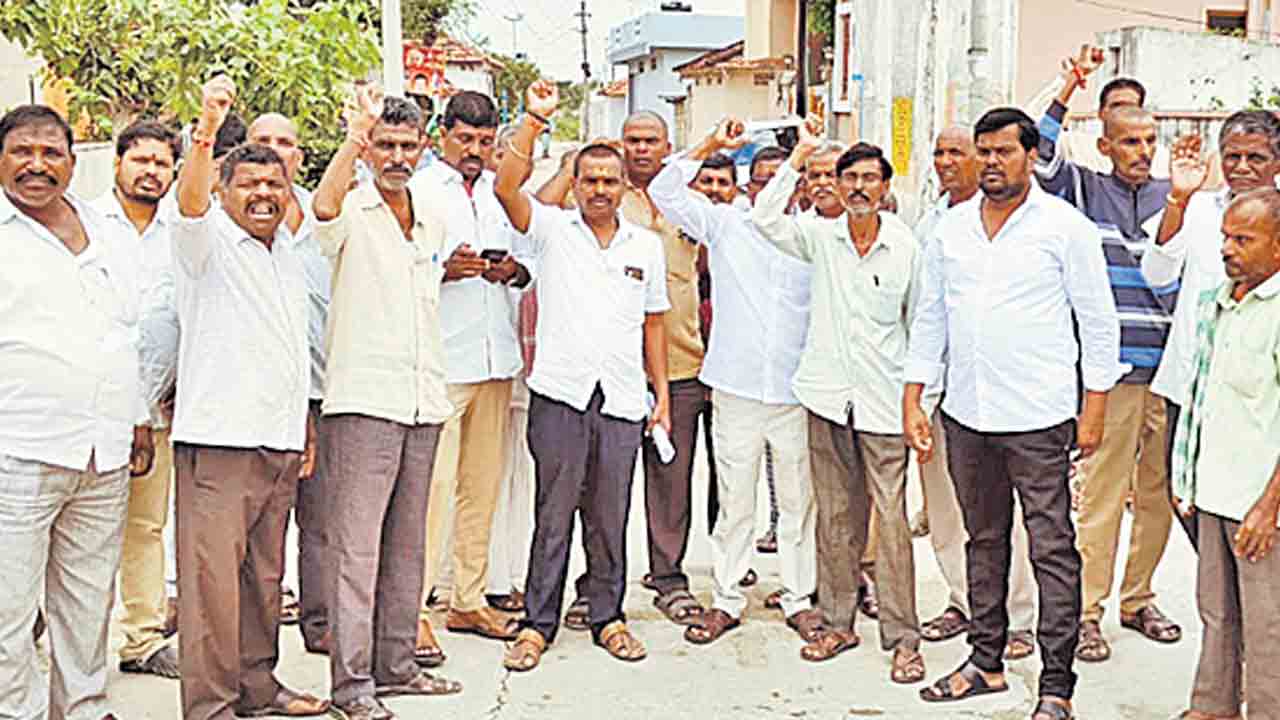 మున్సిపల్ వద్దు.. పంచాయతీ కావాలి