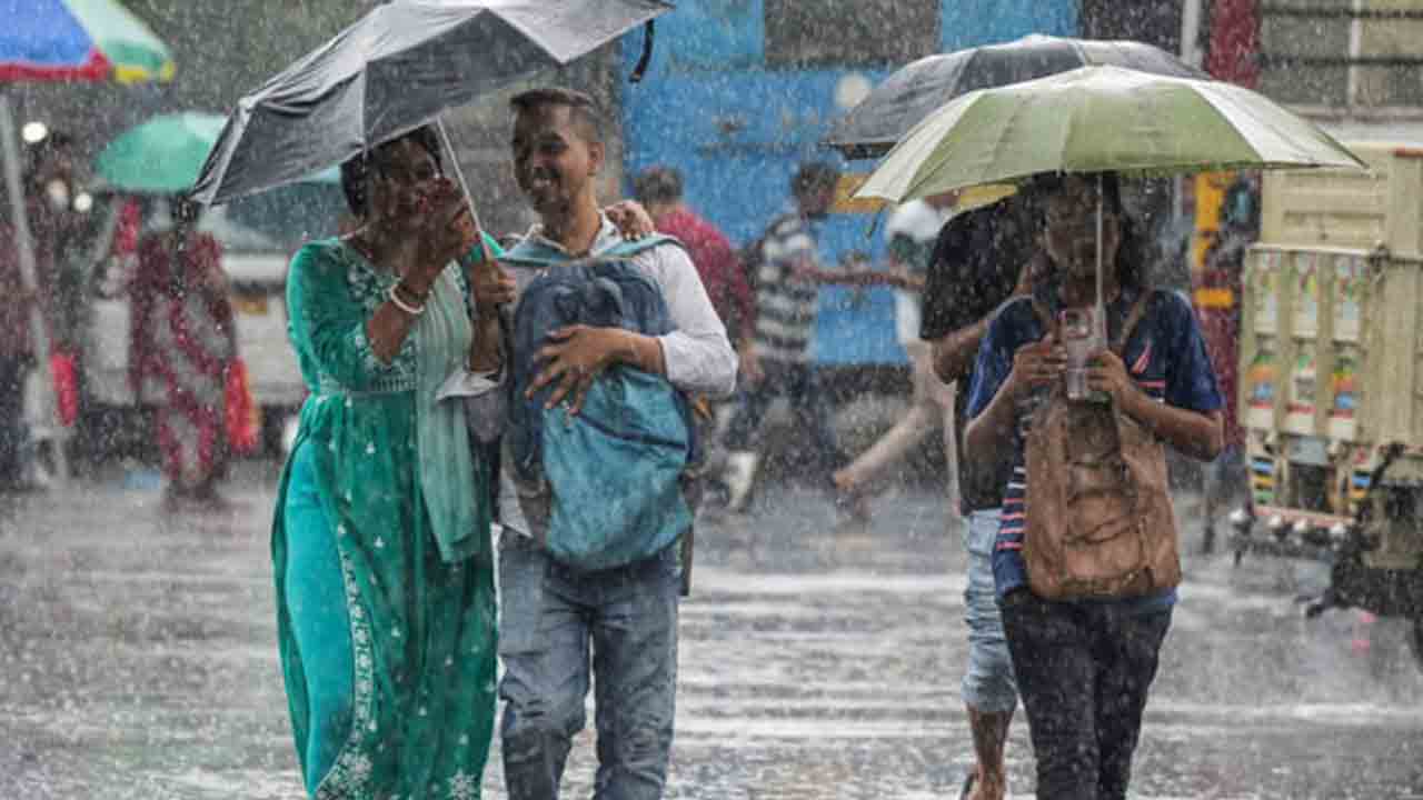 అల్లకల్లోలంగా బంగాళాఖాతం తీరం