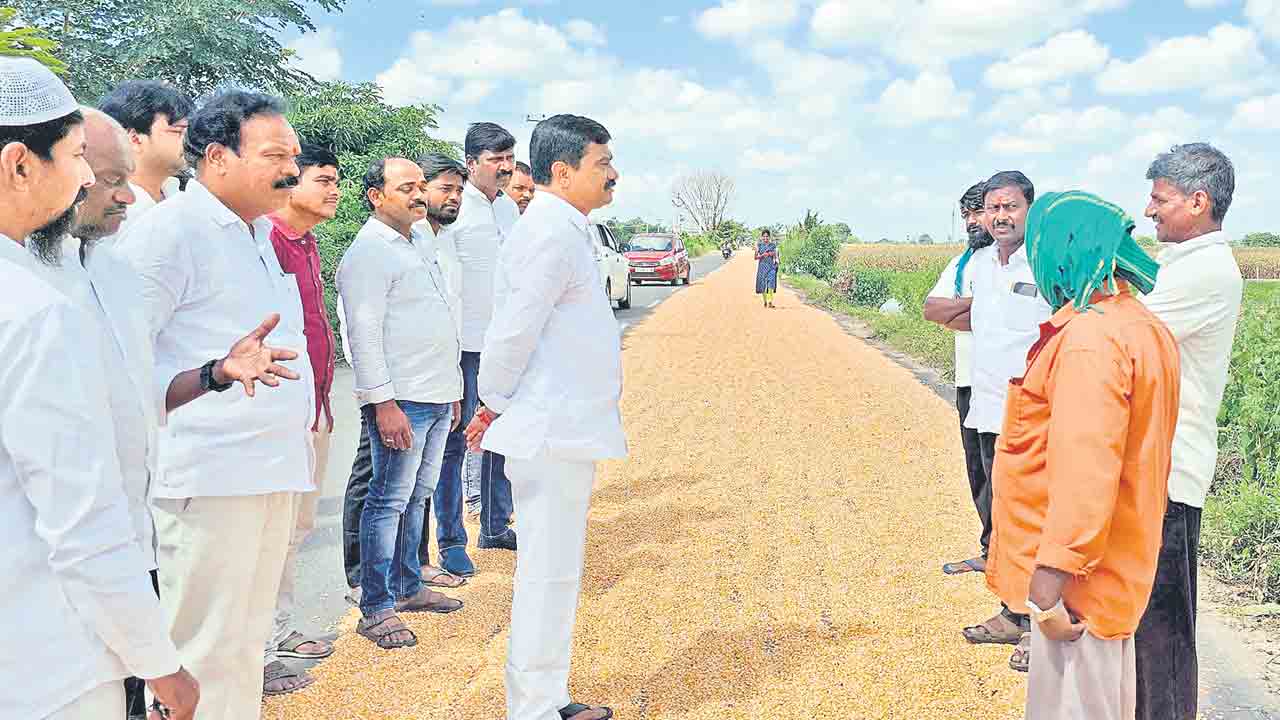 సర్కార్‌కు రైతుల ఉసురు తగుల్తది