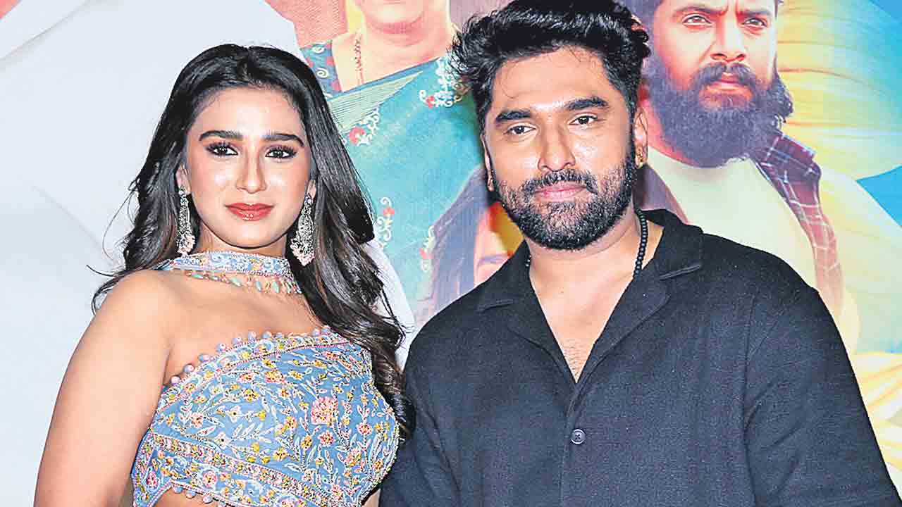 వైవిధ్యంగా లవ్ ఓటీపీ