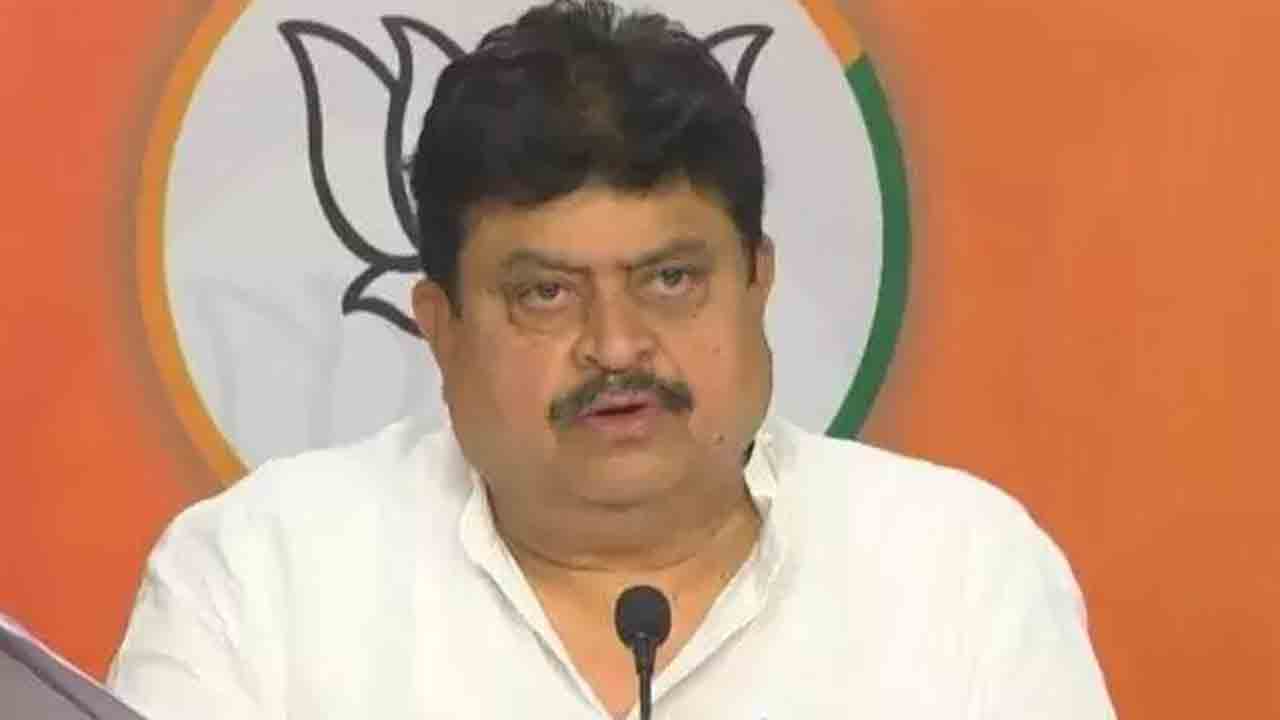 బీజేపీ స్టేట్‌ చీఫ్‌కు హైకమాండ్‌ ఝలక్‌!