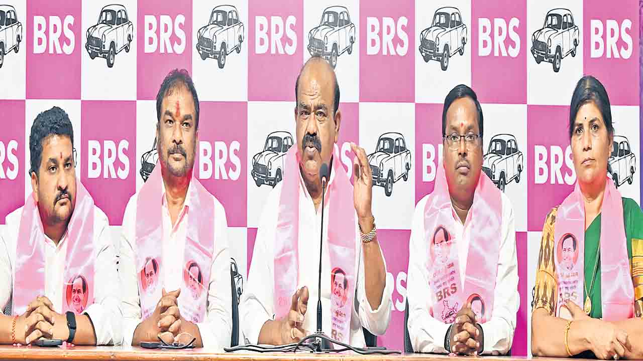 రిజర్వేషన్ల గందరగోళానికి కాంగ్రెస్సే కారణం