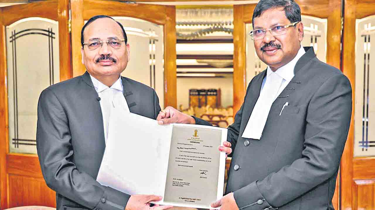 తదుపరి సీజేఐగా జస్టిస్ సూర్యకాంత్
