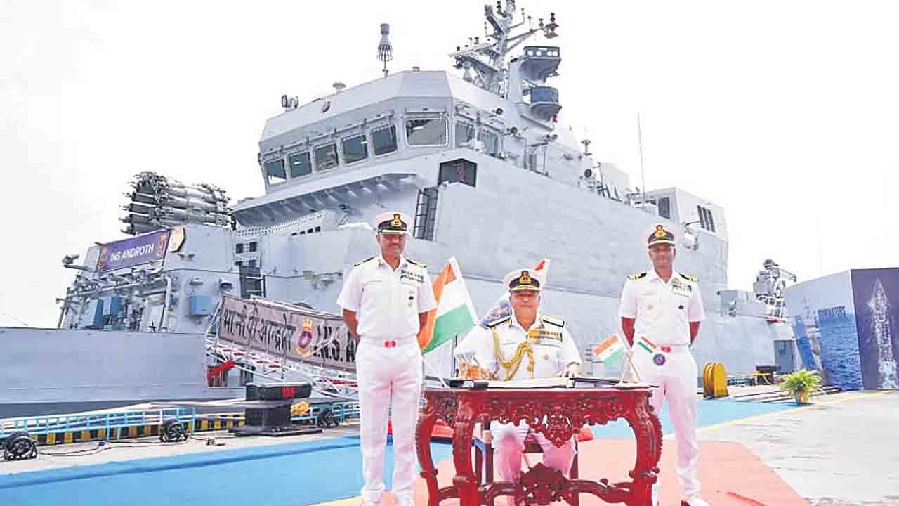 నేవీ అమ్ములపొదిలోకి ఆండ్రోత్‌