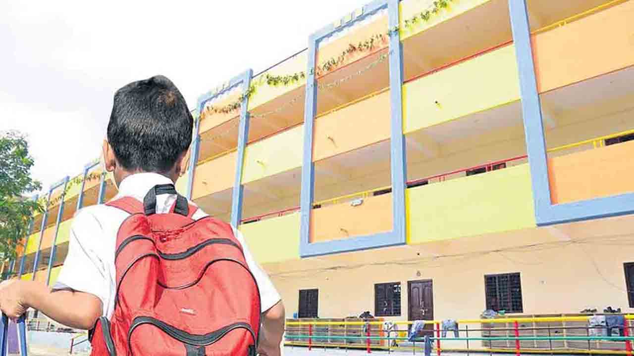 ‘బెస్ట్‌ అవైలబుల్‌’ బకాయి 220 కోట్లు