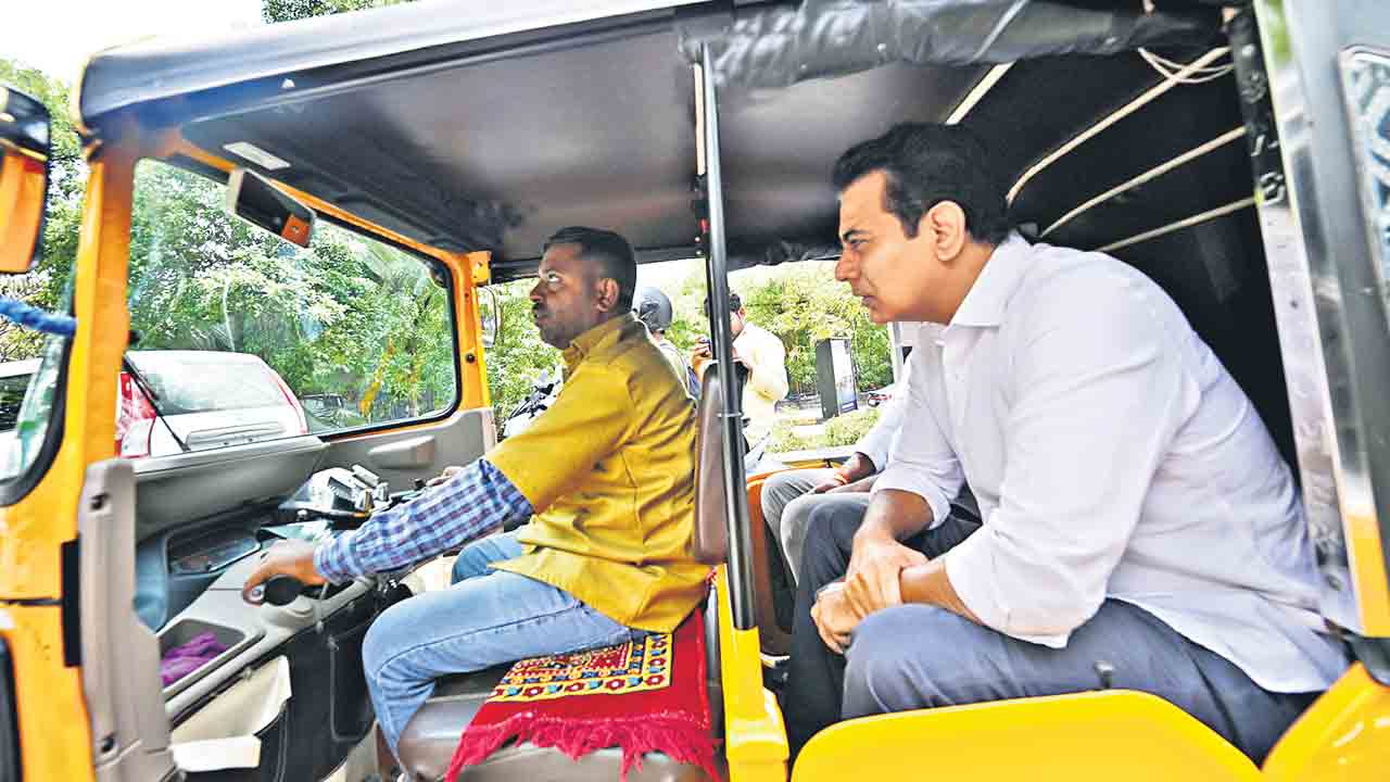 కాంగ్రెస్తో ఆటోవాలా దివాలా!