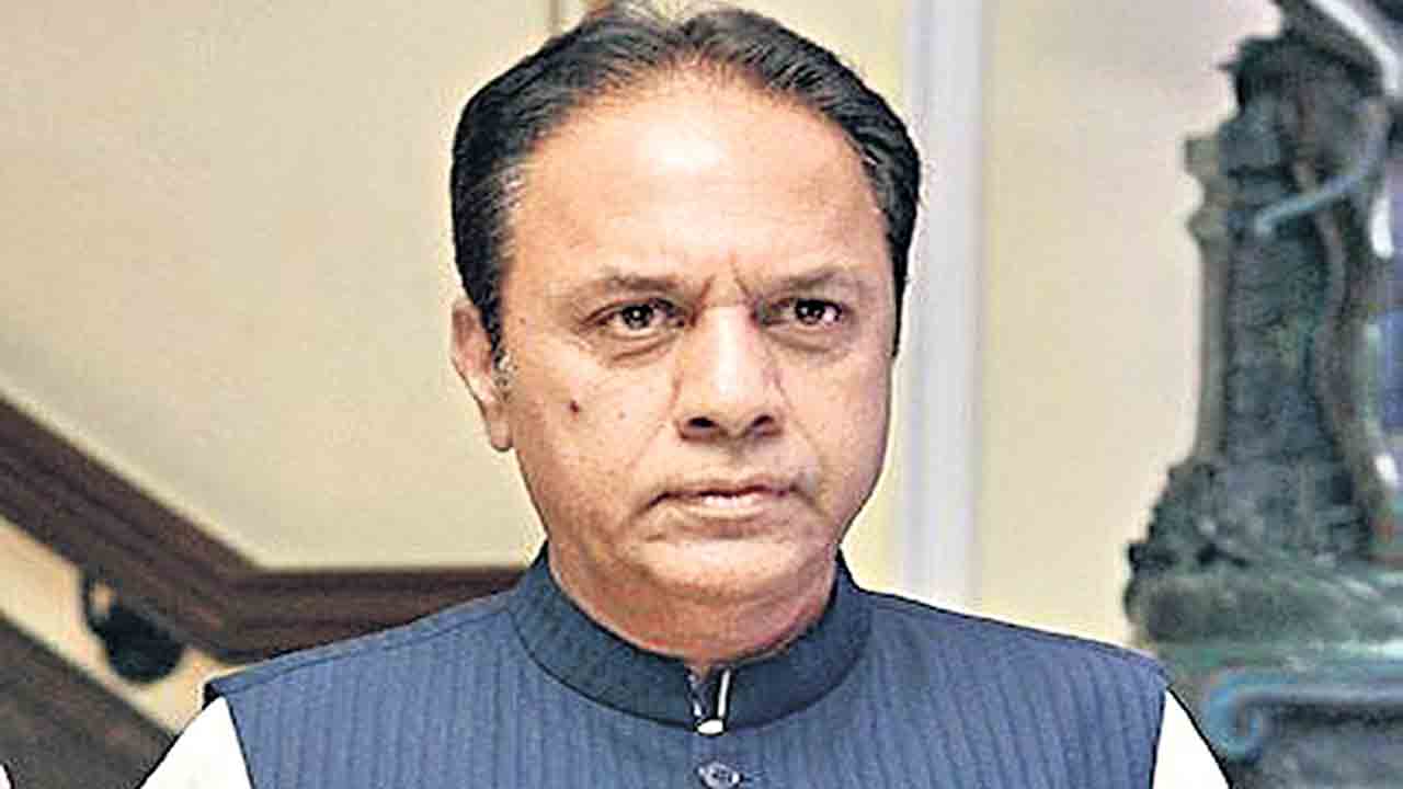 గోదావరి పుష్కరాలకు నిధులివ్వండి