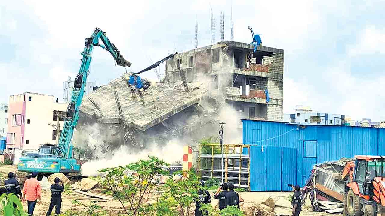 కాంగ్రెస్‌ ధోకా.. జనానికిదే మోకా!