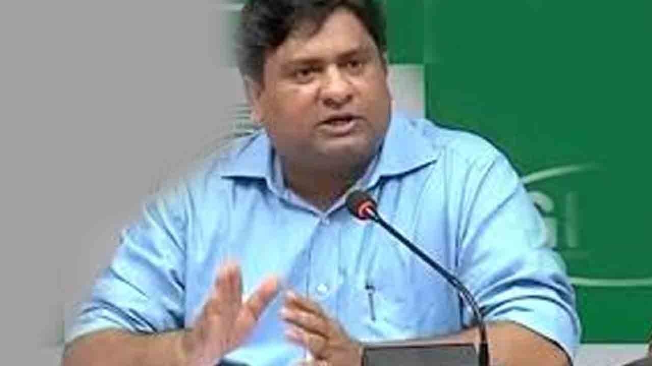 అవినీతి ఆరోపణలే ప్రధాన కారణం