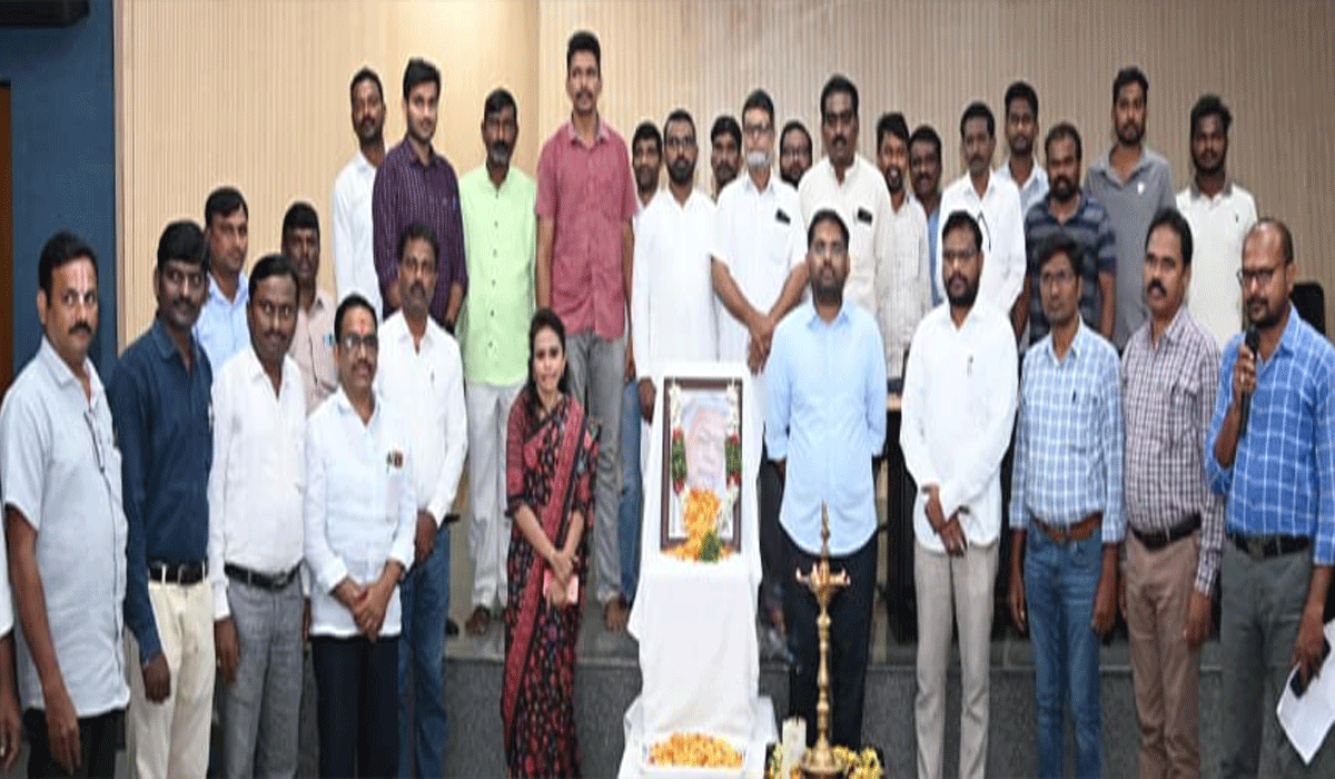 Peddapally | మహనీయుల స్ఫూర్తిని ఆదర్శంగా తీసుకోవాలి.. పెద్దపల్లి కలెక్టర్‌ కోయ శ్రీ హర్ష