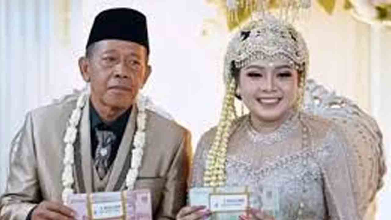 24 ఏండ్ల యువతిని పెళ్లాడేందుకు రూ.2 కోట్ల కన్యాశుల్కం చెల్లించిన 74 ఏండ్ల వృద్ధుడు