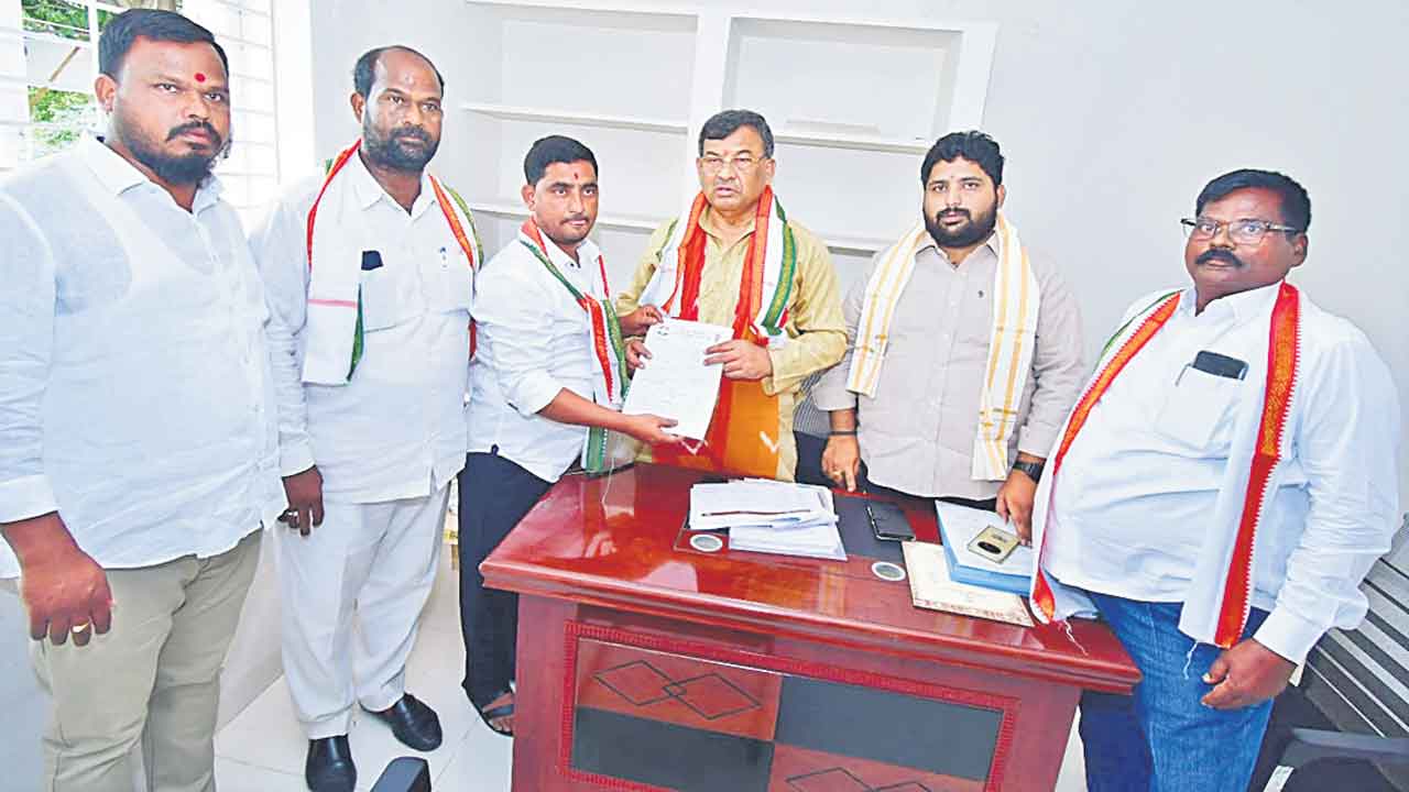 అధ్యక్షుడి నియామకంలో కాంగ్రెస్‌లో లుకలుకలు