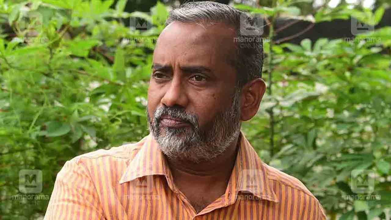 పంటల నాశనం ఆగాలంటే పందులను చంపి తినండి