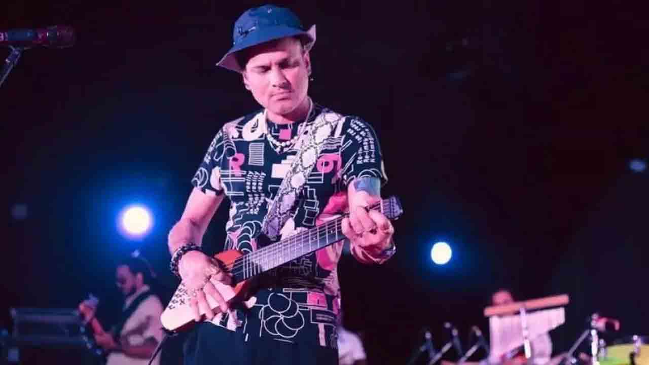 జుబిన్‌ గార్గ్‌కు విషమిచ్చారు!