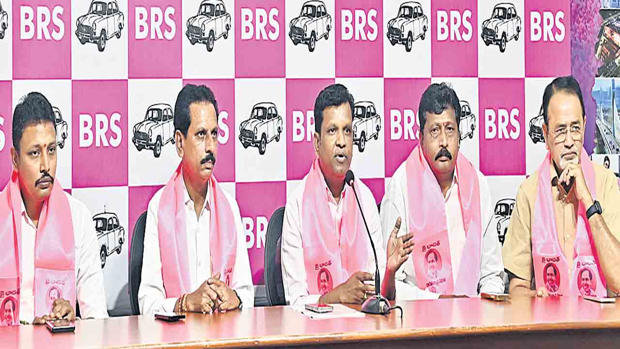 అడ్లూరి, చామల ఒళ్లు దగ్గర పెట్టుకోవాలి