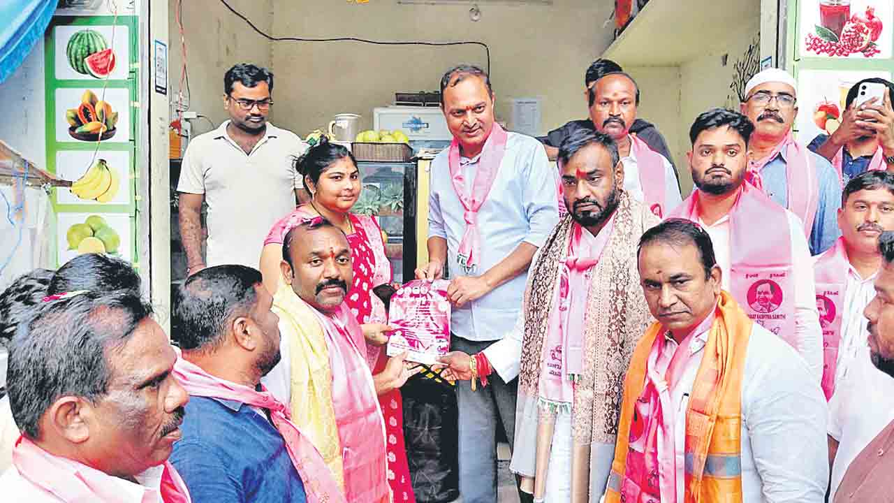 కేసీఆర్‌ చేసిన అభివృద్ధే సునీతను గెలిపిస్తుంది