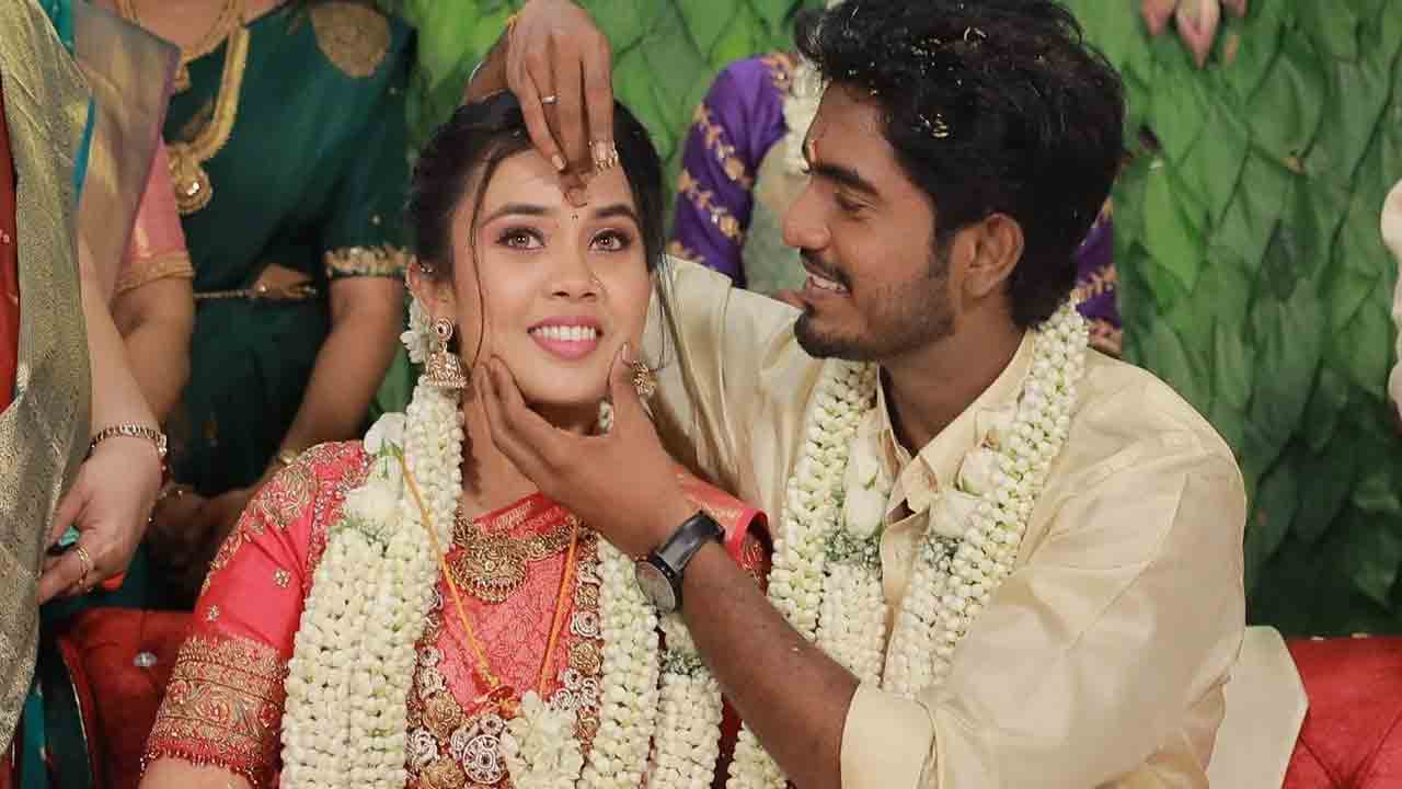 Tourist Family Director | పెళ్లి పీటలెక్కిన ‘టూరిస్ట్ ఫ్యామిలీ’ దర్శకుడు.. ప్రియురాలితో కలిసి ఏడడగులు